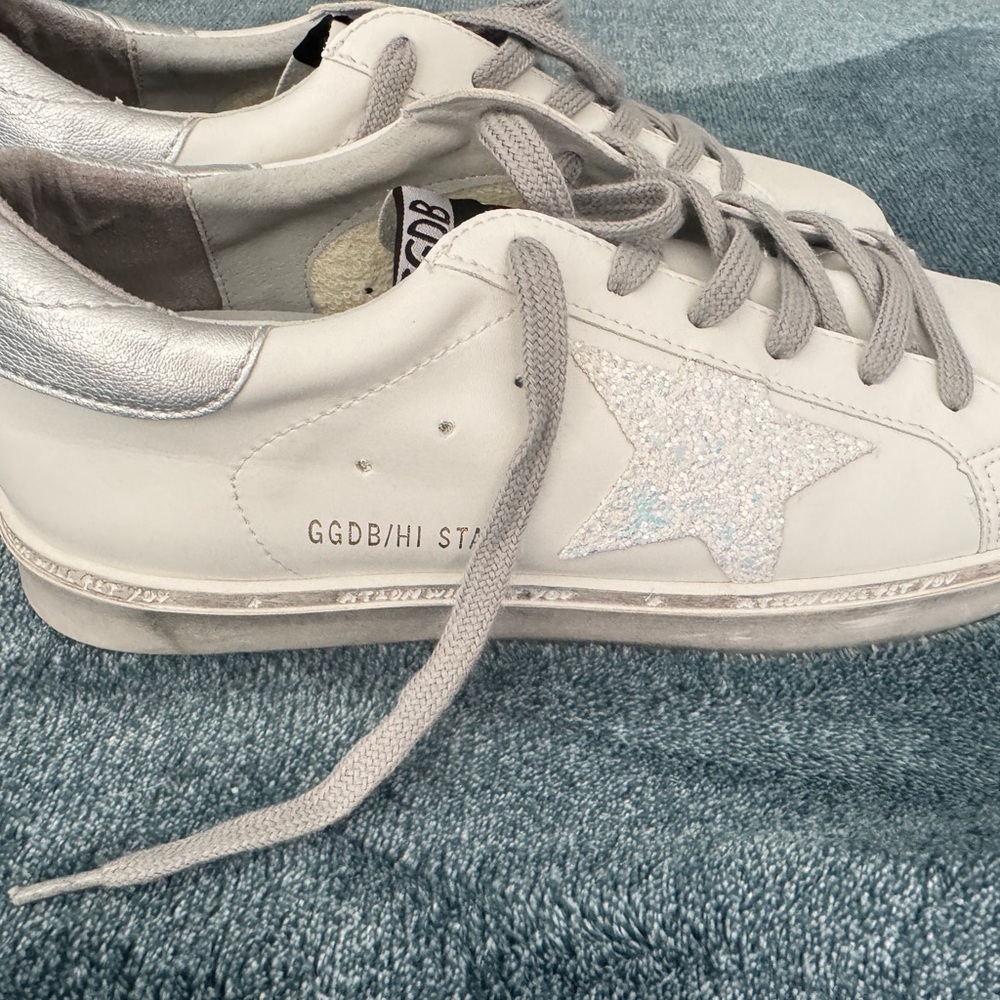 Golden Goose Women's White and Silver Sneakers
